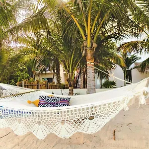 Hotel La Puerta Azul Beachfront - Adults Only, Holbox